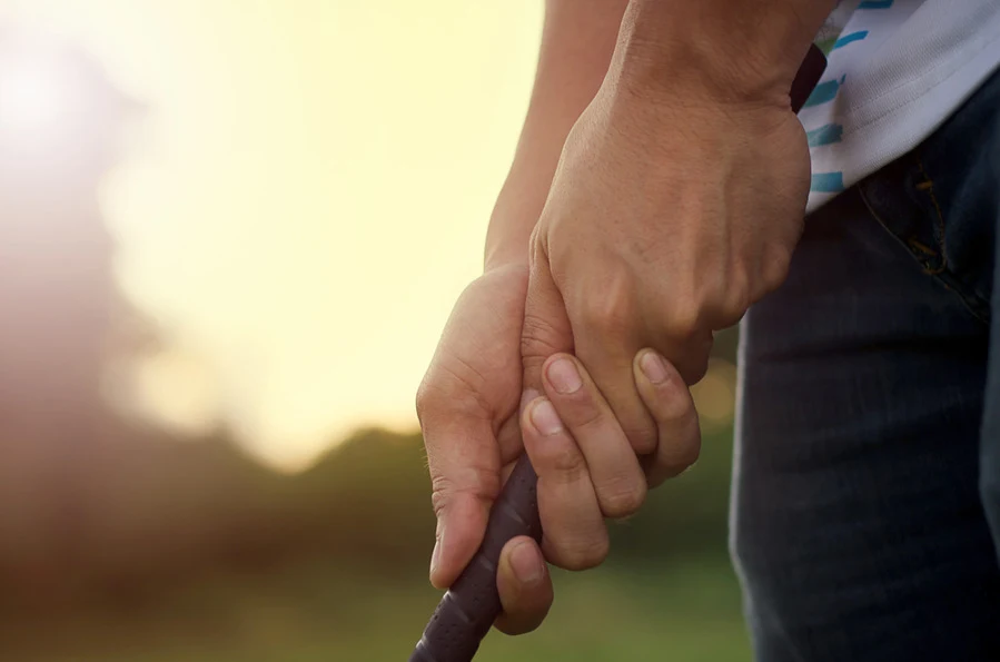 How to Clean Golf Clubs Properly golf grips
